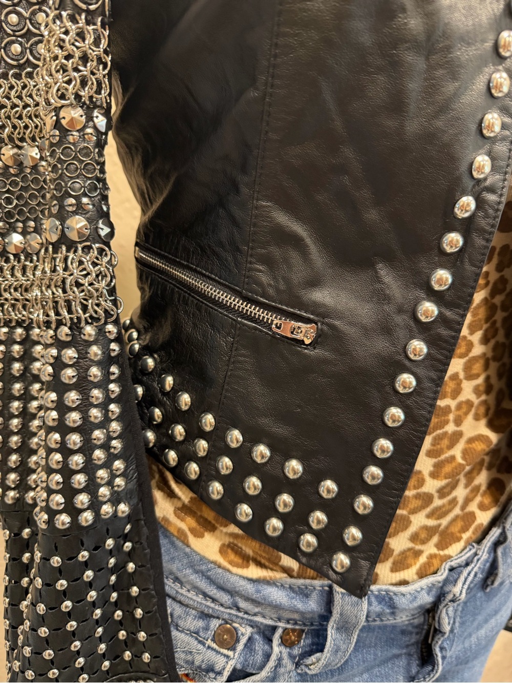 Vintage Bebe Bobbie Studded Crop Black leather Jacket RARE Size Small - Picture 3 of 5